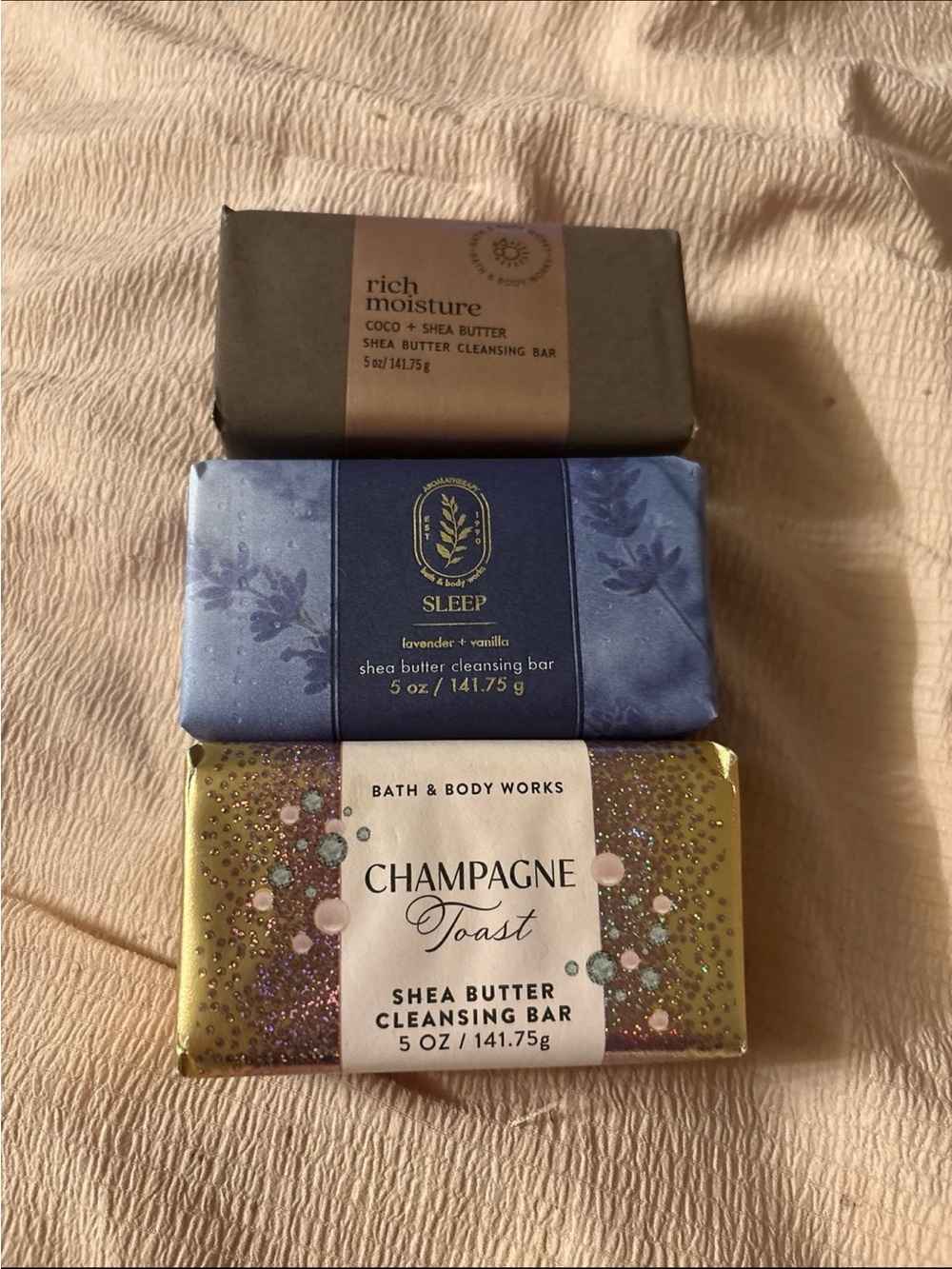 Bath & Body Works Champagne Toast Shea Butter Cleansing Bar - Gold